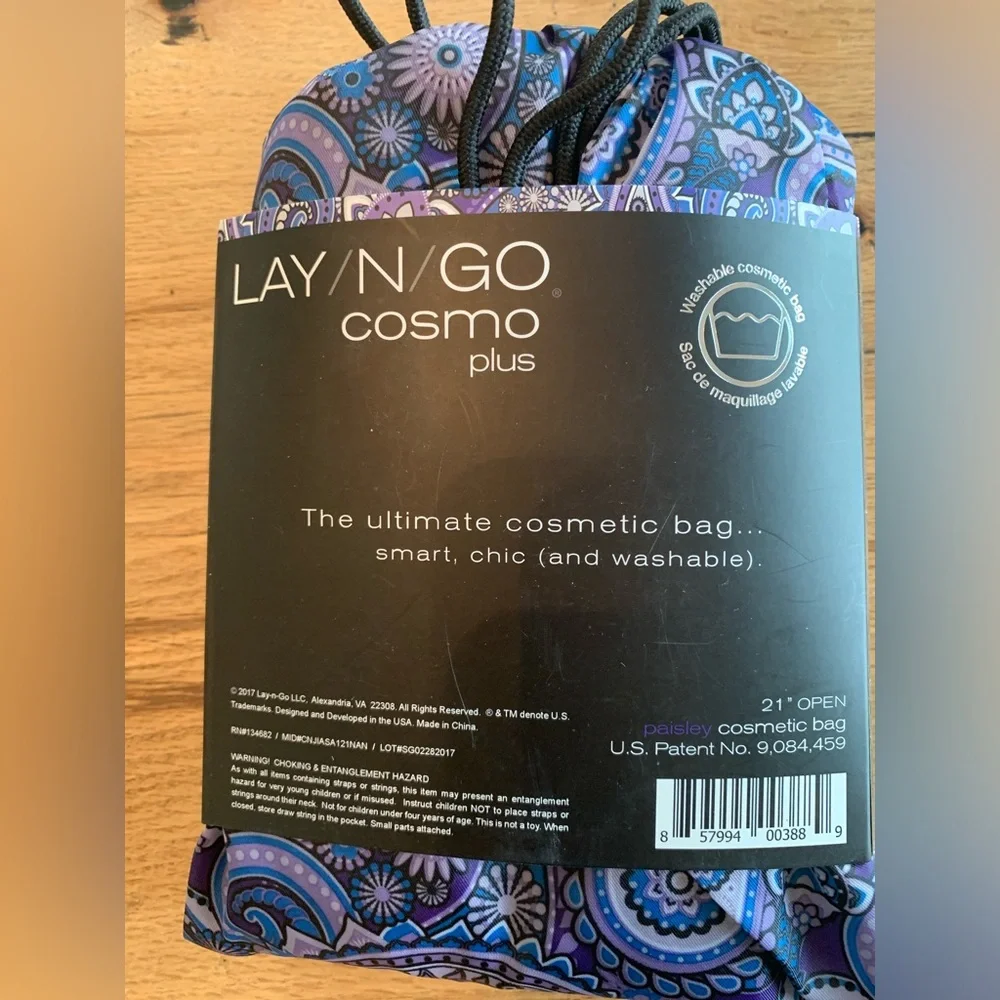 Lay N Go Cosmo Plus Purple Cosmetic Bag Open‎ 21” Washable NWT